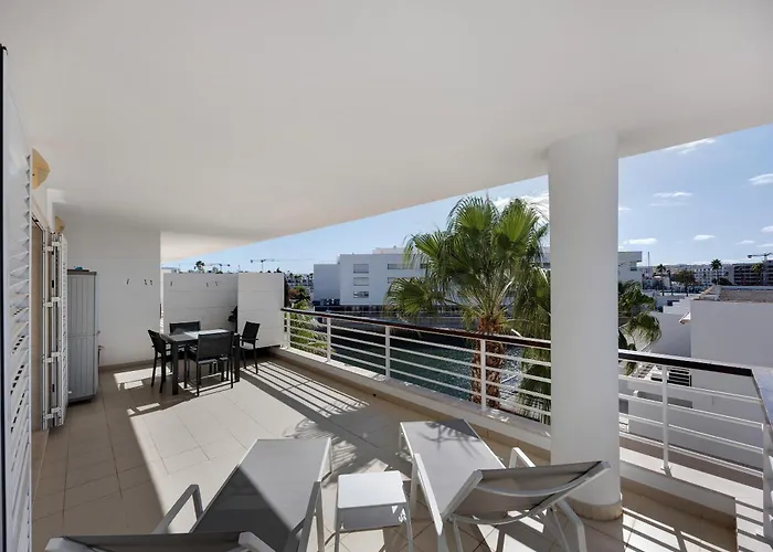 Blue Marine By * 拉哥斯